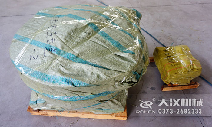 直排式振動篩發(fā)貨包裝